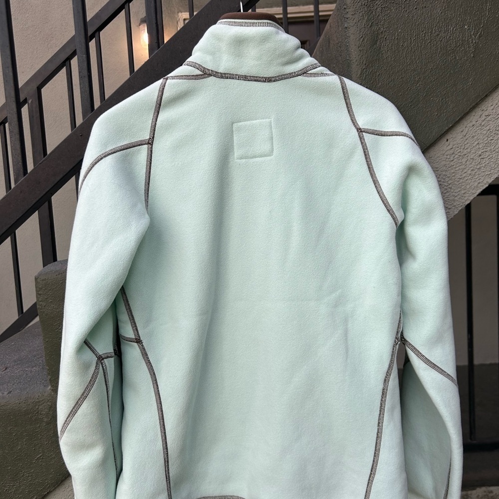 Burton Snowboards Pullover Fleece ak Size Medium Light Blue Snow Winter Cold - Picture 4 of 4